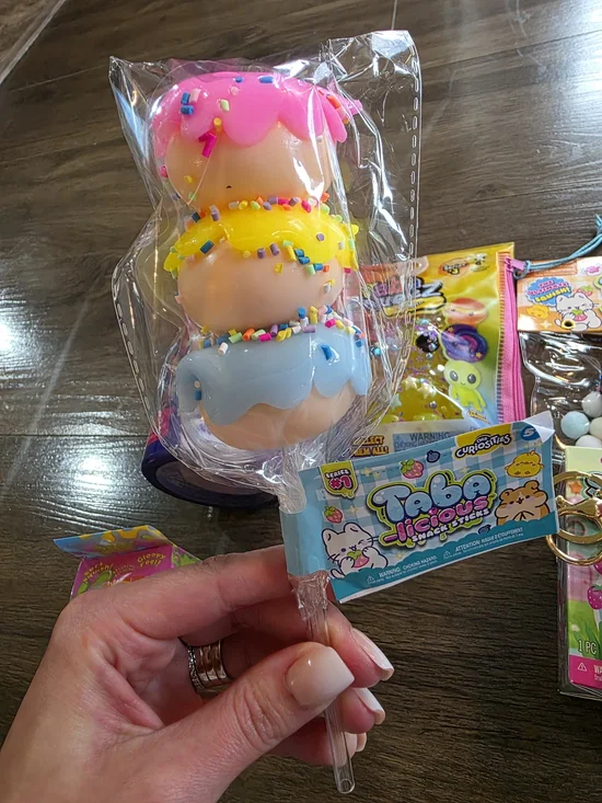 NIB Lot of 6 toys! 3taba squishies,1orange gumdrop, 1snarkie, 1rainbow squish - Picture 3 of 9